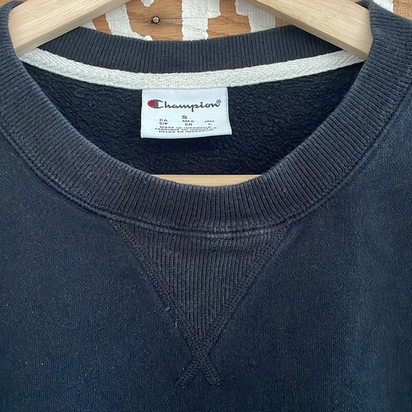 Champion Black Long Sleeve Pull Over Crewneck - Picture 3 of 4